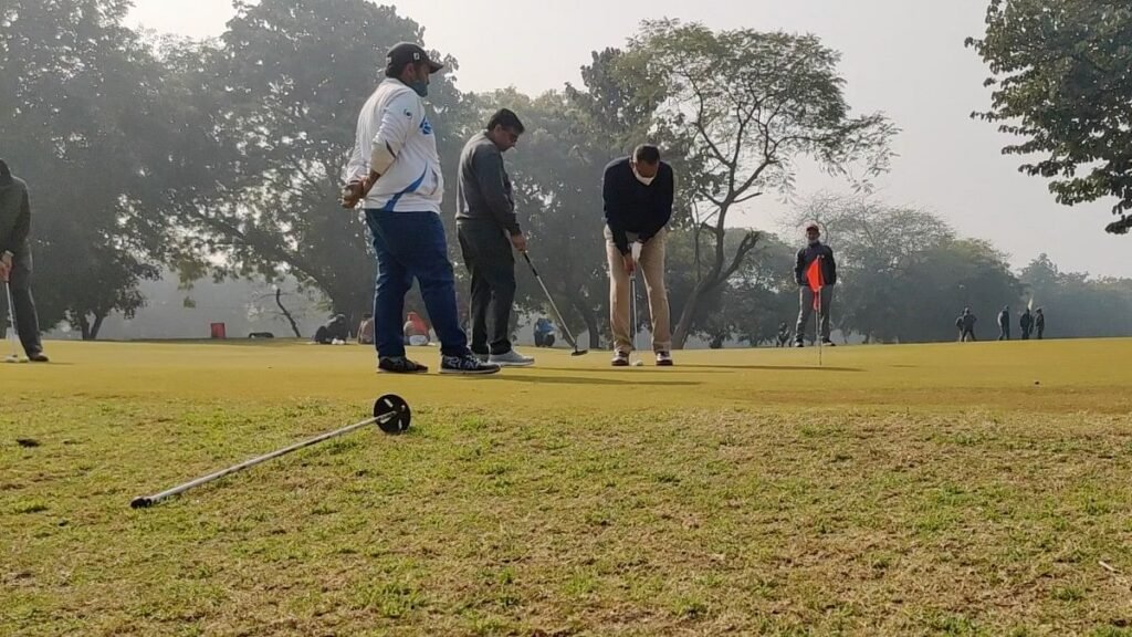 Golf is the New LinkedIn of NCR—Networking, Jobs and Upward Mobility 1 Golf is the New LinkedIn of NCR—Networking, Jobs and Upward Mobility